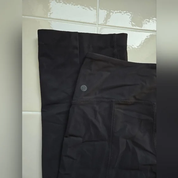 Zella yoga pants - Picture 1 of 4